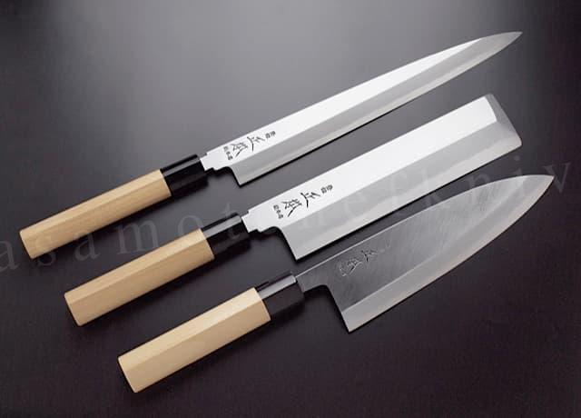 3 important knives Yanagiba Usua daba